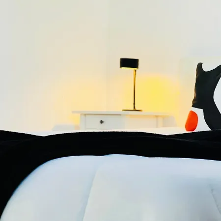 Canaryislandshost L Marea Apartman *