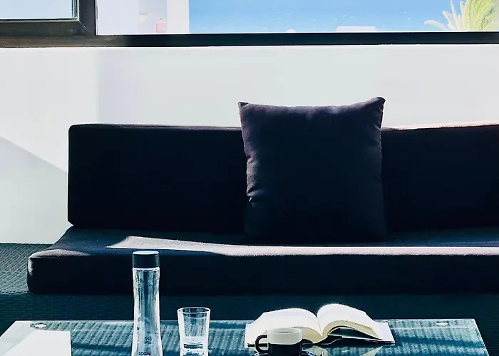 Canaryislandshost L Marea * Puerto del Carmen