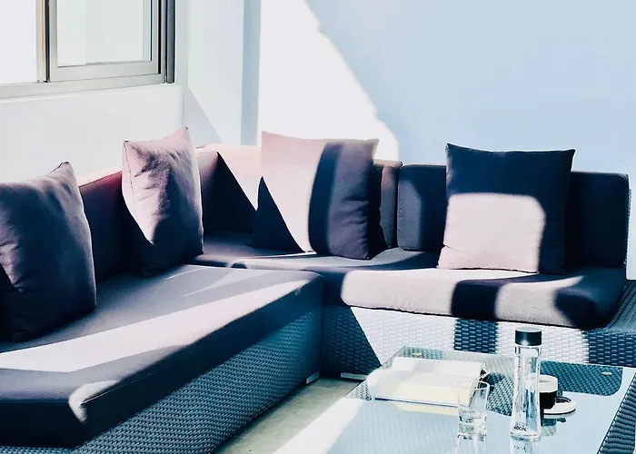 Canaryislandshost L Marea Puerto del Carmen